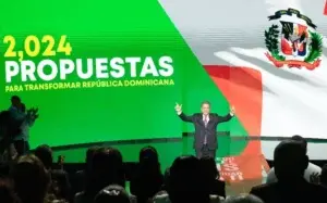 Leonel presenta un extenso programa de gobierno