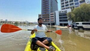 Qué causó la histórica tormenta que desató el caos en Dubái