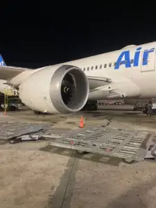 Línea aérea Air Europa traslada a España avión averiado