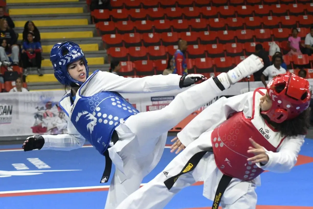 RD conquista las dos últimas categorías del Dominican Open de Taekwondo