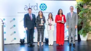 Trabajos ganadores Premio AIRD al Periodismo Industrial se enfocaron en innovación, sostenibilidad y comercio ilícito