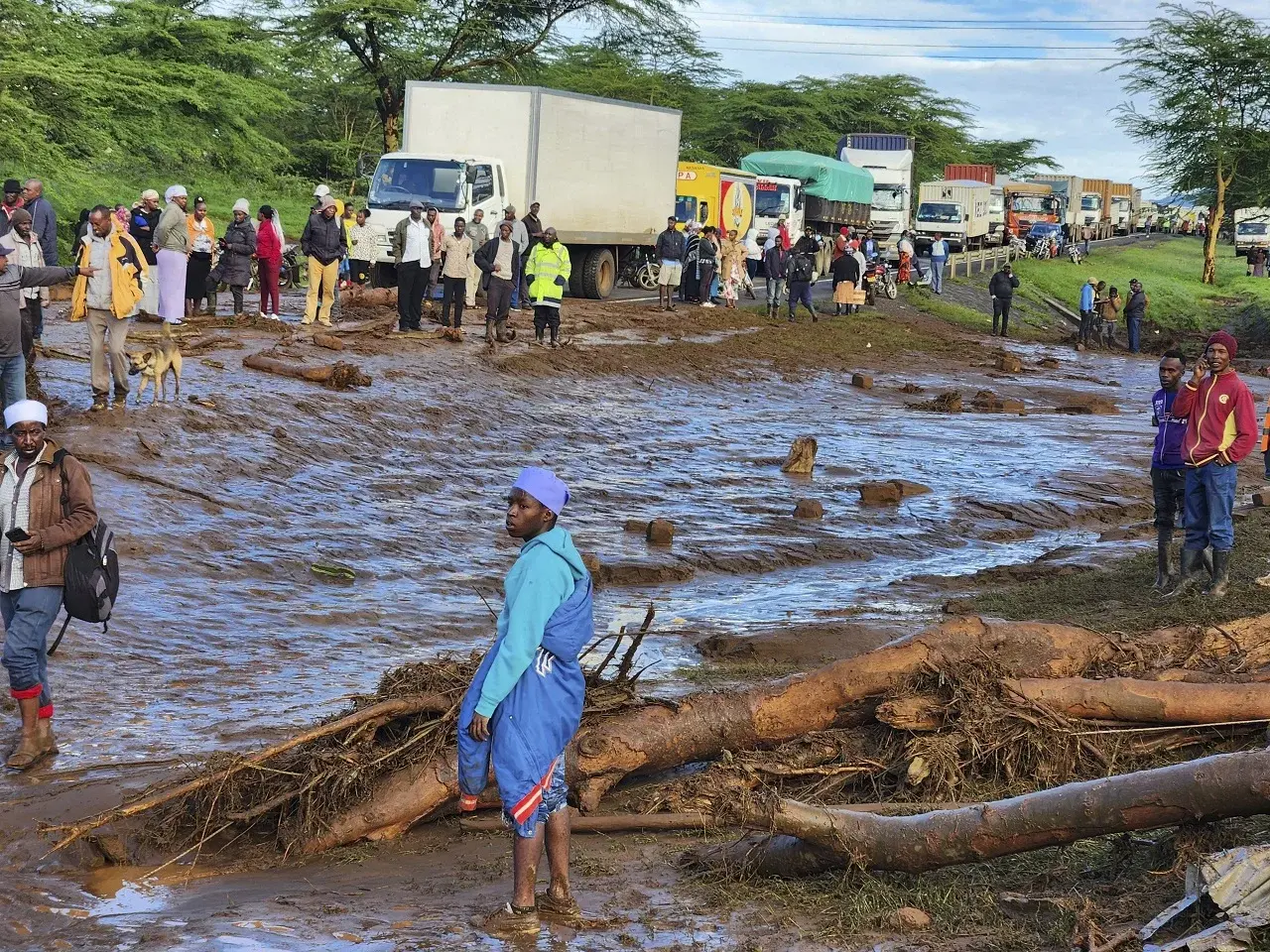 Al menos 45 muertos en Kenia tras reventar una presa por las lluvias torrenciales