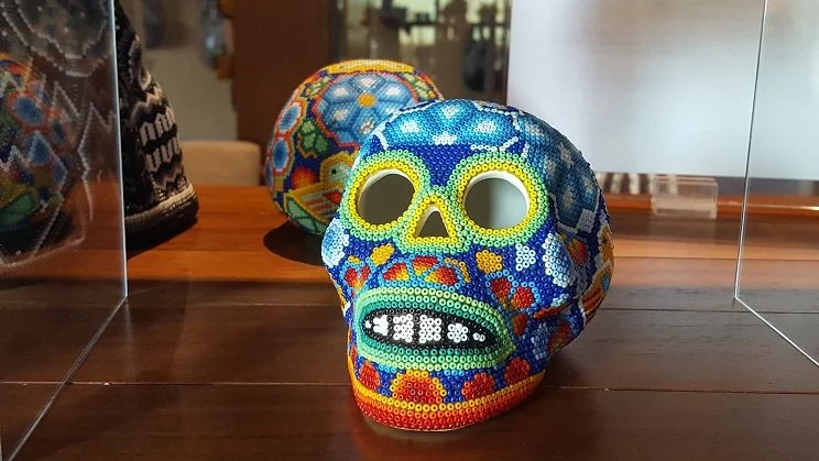 Cultura Huichol, en Riviera Maya, sorprende a visitantes de Riviera Maya