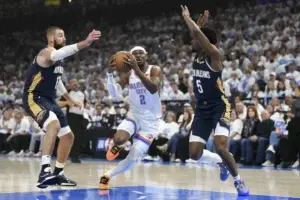 Shai Gilgeous-Alexander guía al Thunder para vence a los Pelicans 