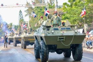 Presidente Abinader encabeza desfile en conmemoración del 180 aniversario de la batalla del 30 de marzo