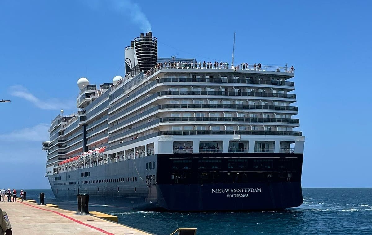 Pedernales recibe segundo crucero con más de 2,700 visitantes