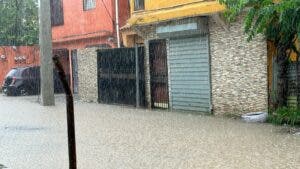 COE mantiene 23 provincias en alerta por vaguada