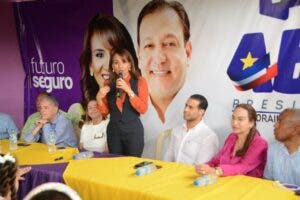 Zoraima Cuello presenta plan de soluciones a problemas de la provincia Espaillat