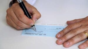 Digitalización reduce uso de cheques en banca múltiple