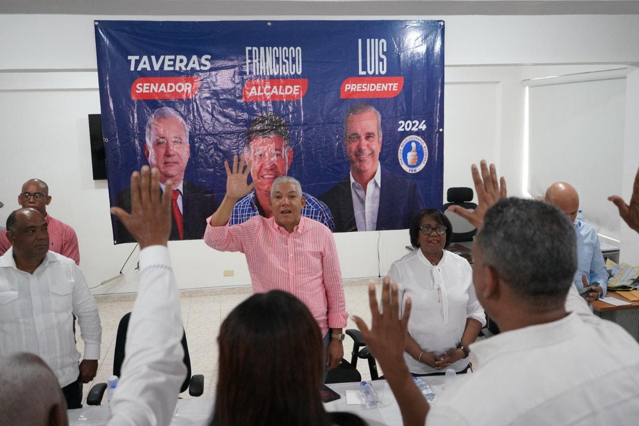 Dirigentes Comité Municipal PRD en Vallejuelo renuncian y pasan al PRM para apoyar a Luis
