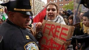 La creciente tensión en las universidades de EE.UU. tras la oleada de detenciones de estudiantes que protestan contra la guerra en Gaza