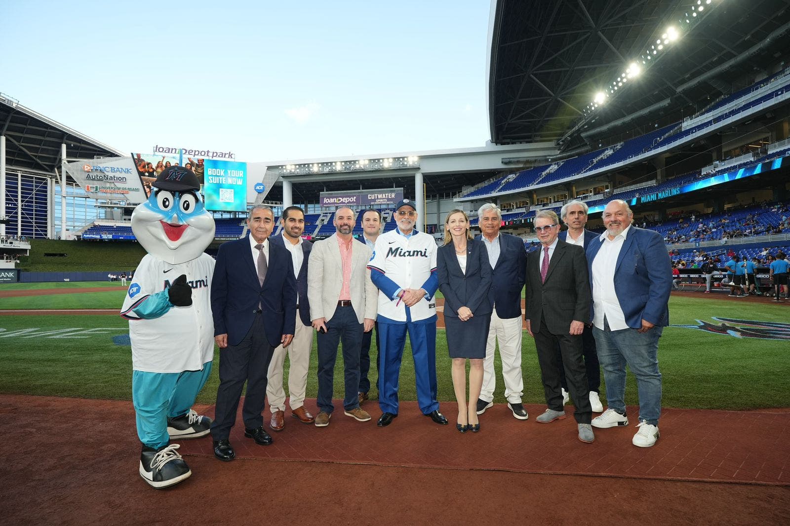 Lidom y Miami Marlins firman acuerdo de alianza estratégica