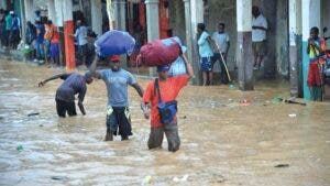 Al menos 10 personas mueren tras derrumbe de tierra causado por lluvias en norte de Haití