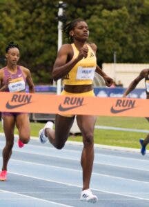 Marileidy mantiene invicto en atletismo