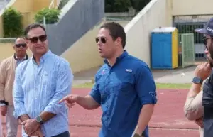 Supervisan trabajos estadio Félix Sánchez