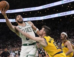 Celtics procuran colocar serie 2-0 ante los Pacers