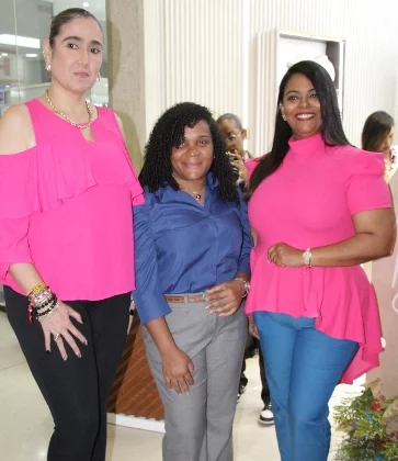 Claudia Hoyos, Martina José y Disleydi Germán.