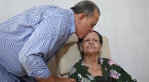 Madres e hijos se reencuentran con igual o más emoción en visitas asilo