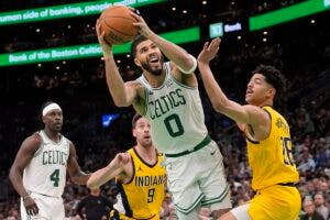 Los Celtics apagan un incendio contra los Pacers y ganan el primer juego de la serie