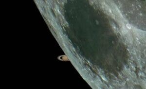 La Luna y Saturno protagonizarán un espectáculo astronómico el viernes a la madrugada