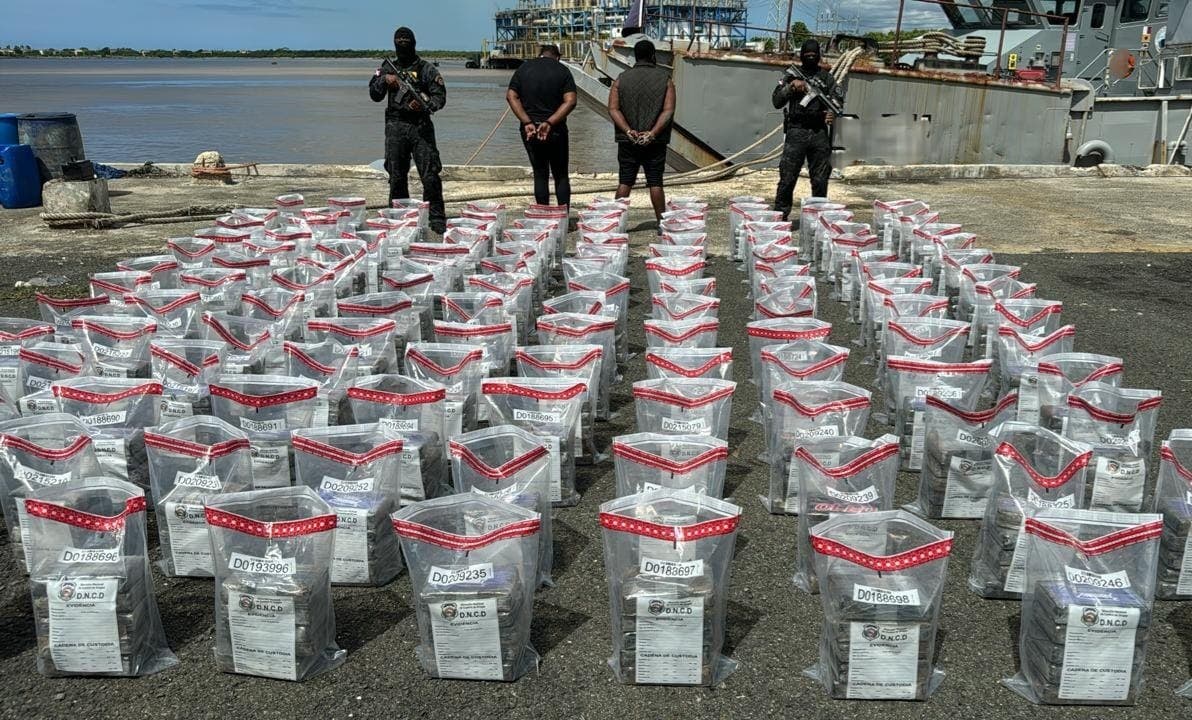 Autoridades  incautan otros 675 paquetes de droga