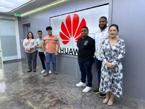 Dominicanos en la final de TIC Huawei