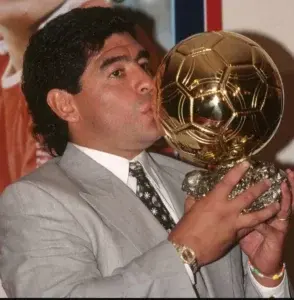 Balón oro Maradona irá subasta en París