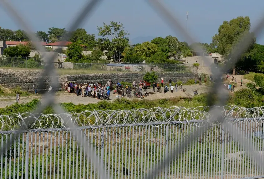Traficantes cobraban entre 8 y 17 mil pesos a haitianos para entrar a RD 