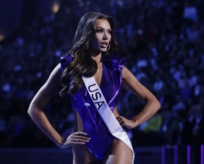 Miss Estados Unidos renuncia a la corona para priorizar su salud mental