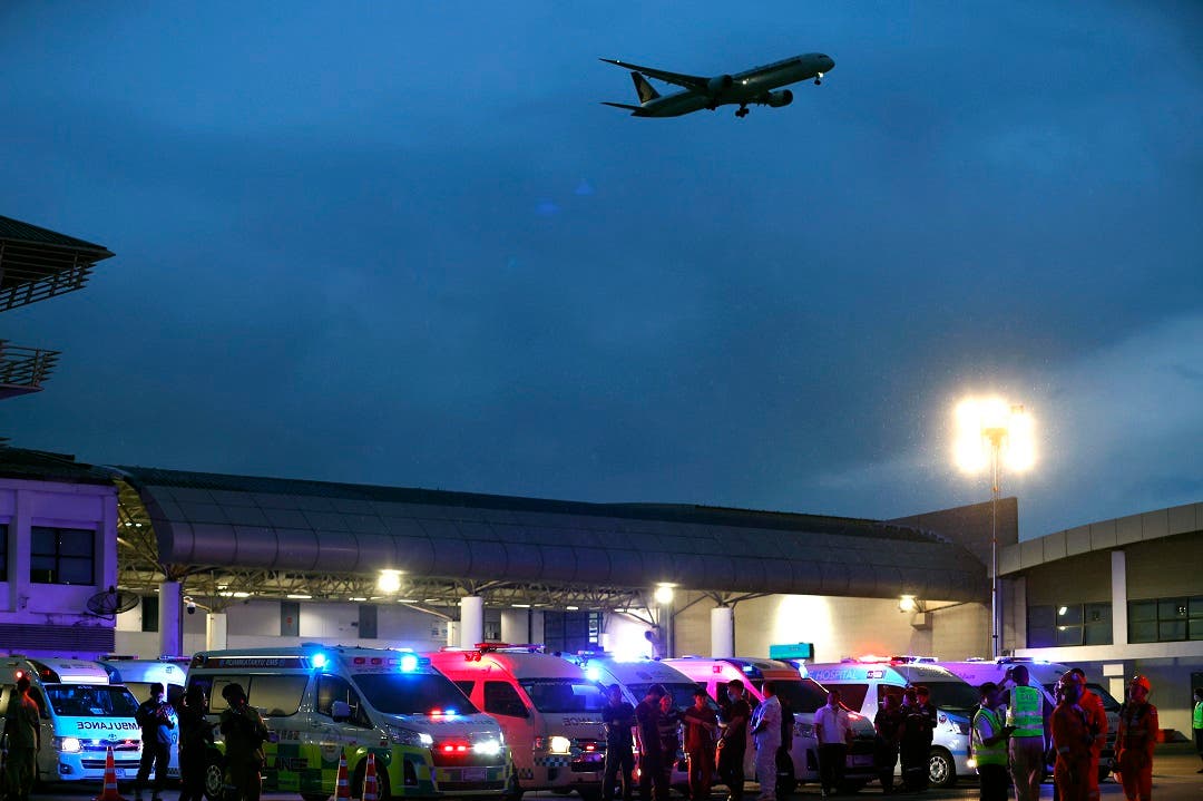 Video: Un fallecido y 30 heridos por “fuertes turbulencias” en un vuelo de Londres a Singapur