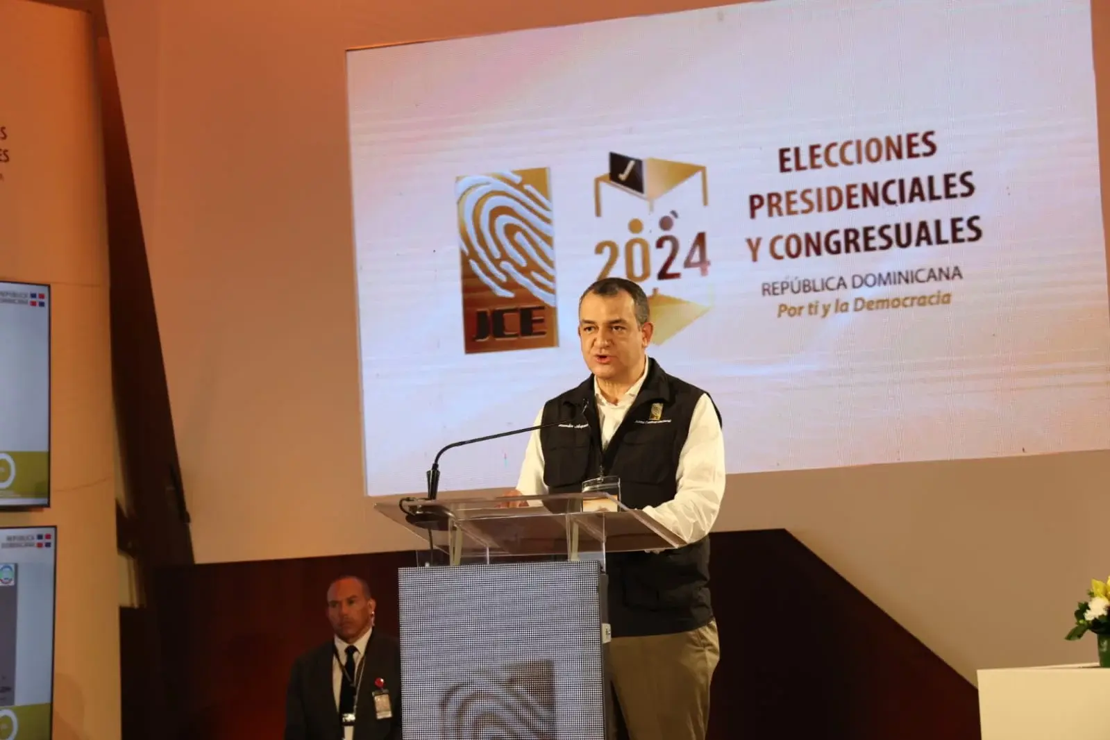 JCE llama a la ciudadanía a votar con civismo