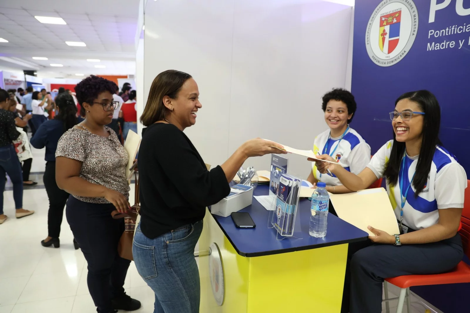 Fundación Madre y Maestra realizará feria de empleos este jueves