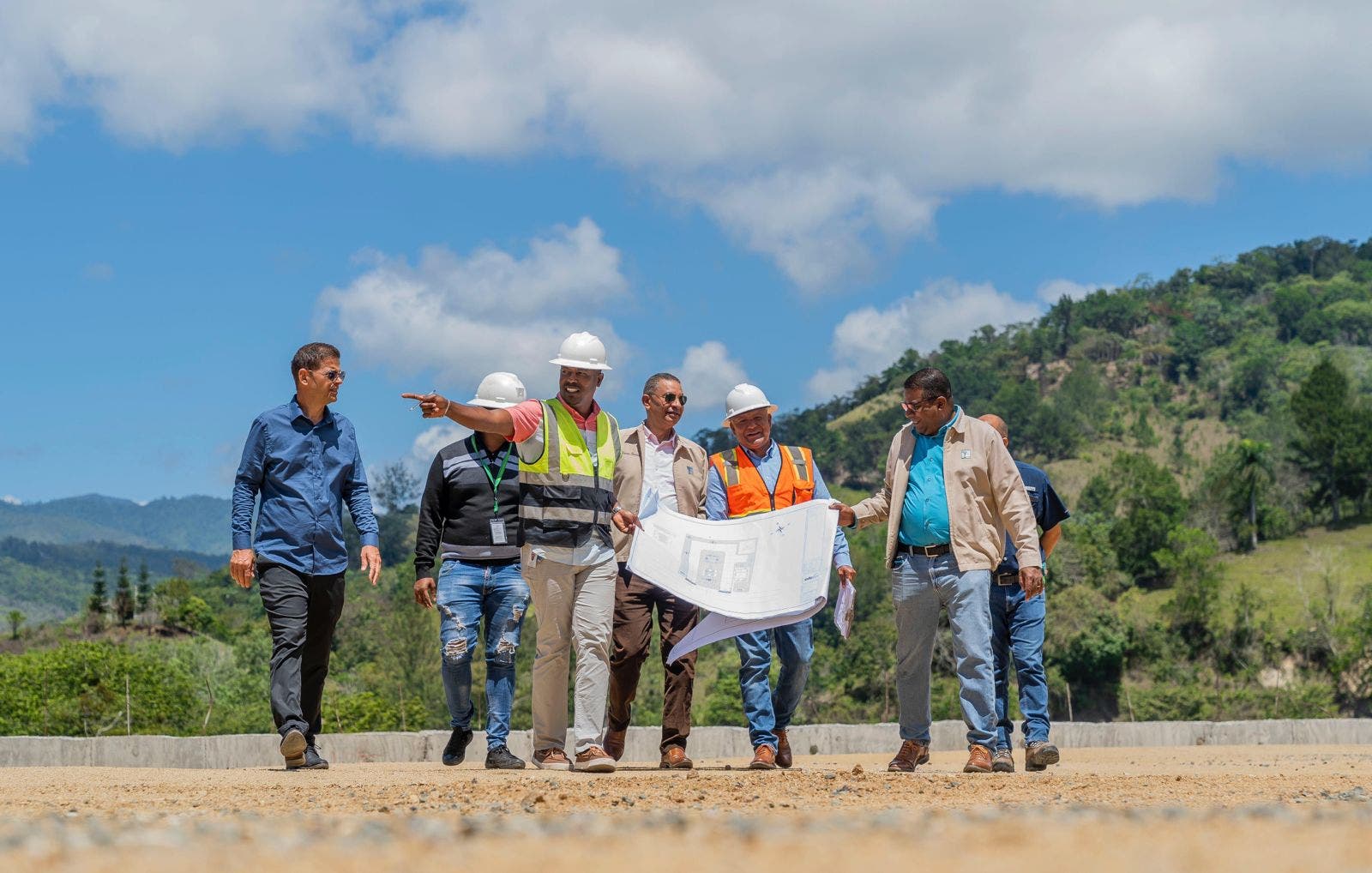 Edesur construirá subestación en Rancho Arriba para seguir mejorando el servicio eléctrico