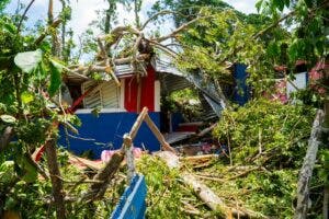 Gobierno inicia entrega de ayudas a familias afectadas por las lluvias en Villa Tapia y Salcedo