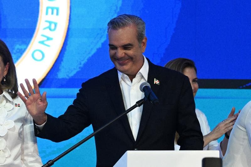 Líderes de Iberoamérica felicitan a Abinader tras ganar su reelección