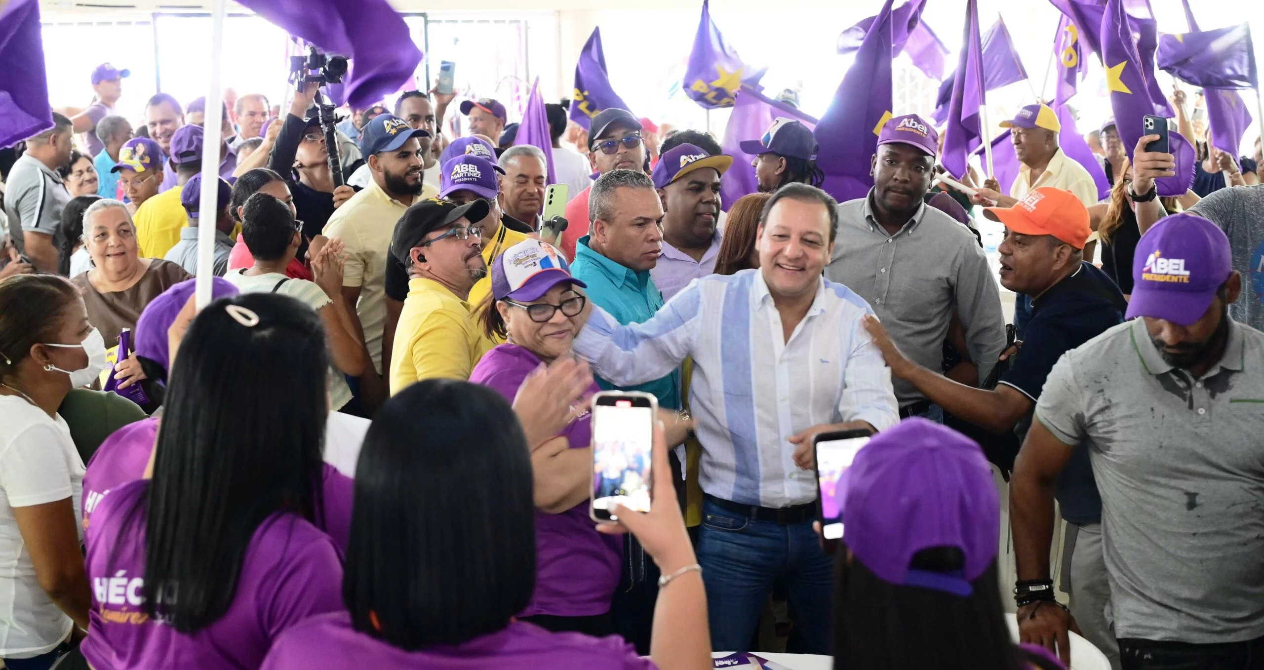 Abel encabezará caravana en el Cibao Central