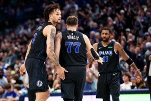 Dallas vence a Oklahoma 117-116 para llegar a la final del Oeste