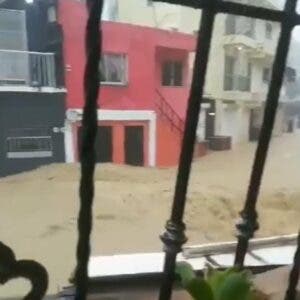 Lluvias torrenciales causan otra vez inundaciones en el Gran Santo Domingo