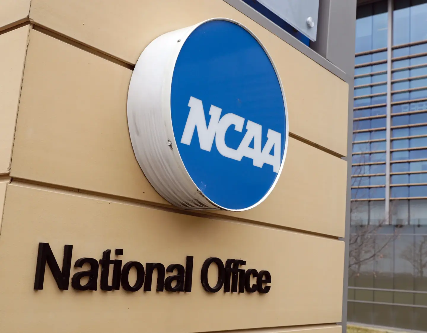 La NCAA y las ligas respaldan un acuerdo de 2.800 millones de dólares