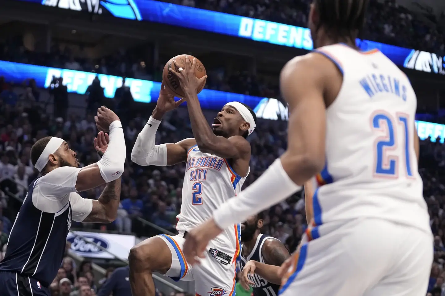 Shai Gilgeous-Alexander anota 34 y el Thunder iguala la serie con Dallas