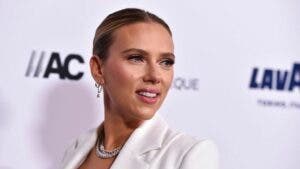 Scarlett Johansson y su batalla contra ChatGPT para proteger su inconfundible voz