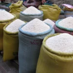 Mientras reclama apertura para su arroz, EE. UU. grava productos dominicanos con 12.5 %