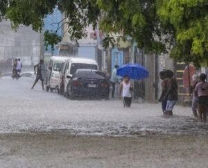 COE eleva alertas a 28 provincias por lluvias