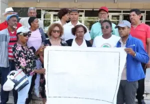 Campesinos denuncian abusos en La Culebra