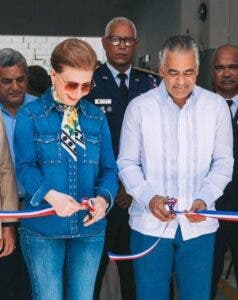 Sur Futuro entrega estación Bomberos de San Cristóbal