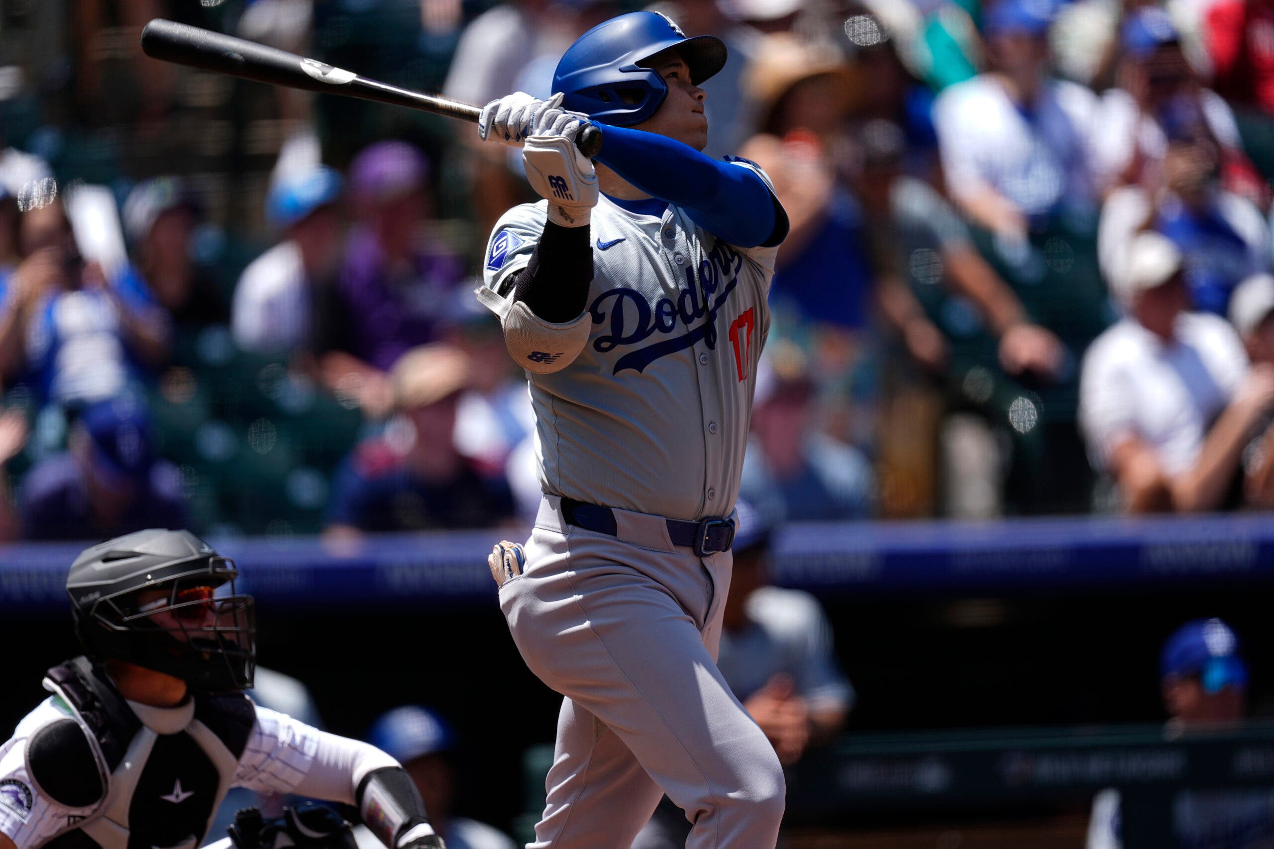 Ohtani llega a 21 jonrones con Dodgers, que se imponen 5-3 a Rockies