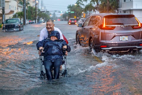 Lluvias en Florida, EE.UU. dejan severas inundaciones y vuelos cancelados