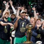 Horford cumple su palabra trayendo el trofeo Larry O´Brien a República Dominicana