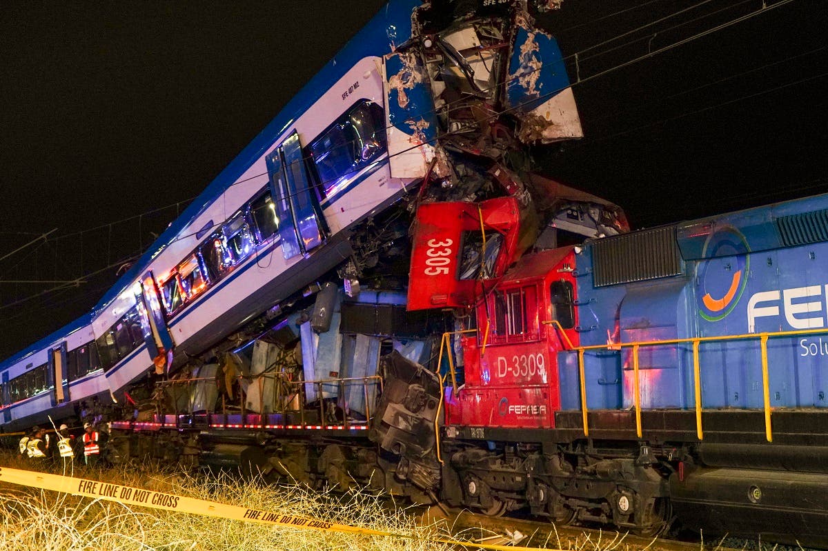 Al menos dos muertos y 9 heridos en un accidente de tren en Chile