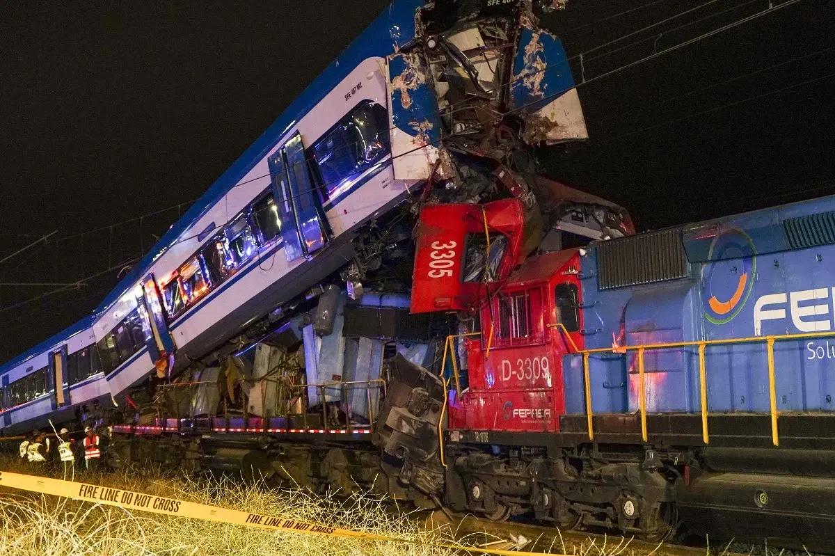 Al menos dos muertos y 9 heridos en un accidente de tren en Chile